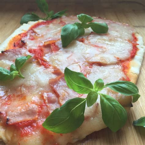 Pâte à pizza sans gluten facile et délicieuse FreeCocotte