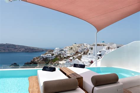 Book your Luxury Santorini Villas with Infinity Pool | Andronis