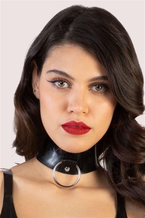 Imogen Black Latex and Ring Collar – Playful Promises USA