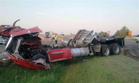 Overturned Tractor Trailer Holds Up Traffic The Dispatch