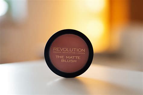 Makeup Revolution The Matte Blush odstín NUDE OK makeup
