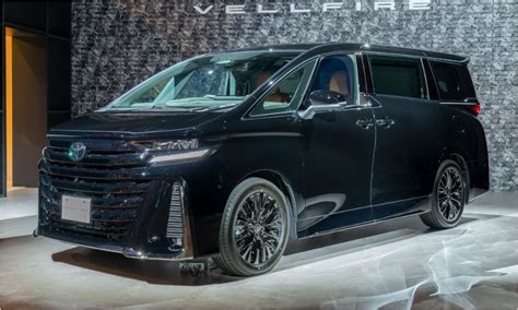 EXCLUSIVE: New Toyota Vellfire India Launch In July 2023 - All About ...