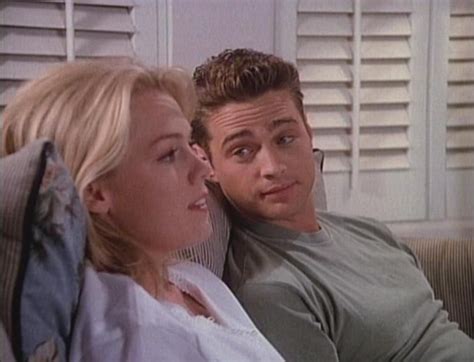 Brandon Walsh And Kelly Taylor Brandon Walsh Jason Priestley Jennie Garth Luke Perry Shannen