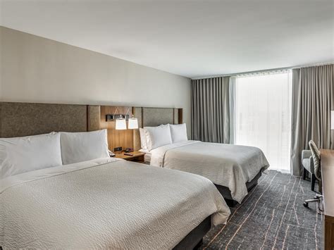 Hotels in Dallas, TX | Holiday Inn Dallas Market Ctr Love Field