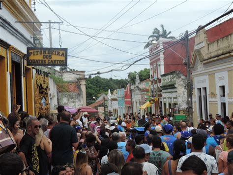 Pitombeira Dos Quatro Cantos Celebra Anivers Rio De Anos Desfile