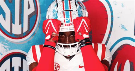 Noreel White Arrives At Ole Miss Ready To Make A Final Decision