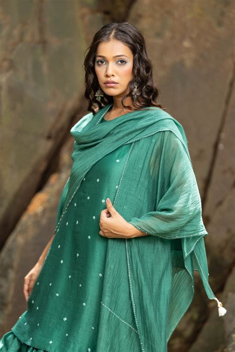 Aisha Dress – Karuna Khaitan