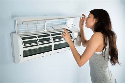 Air Conditioner Blowing Hot Air