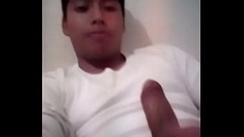 Caliente y se me ocurrió jalar me la verga un rato XVIDEOS