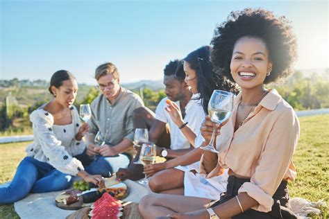 Birthday Picnic Ideas for Adults: 11 Creative Ways to Celebrate