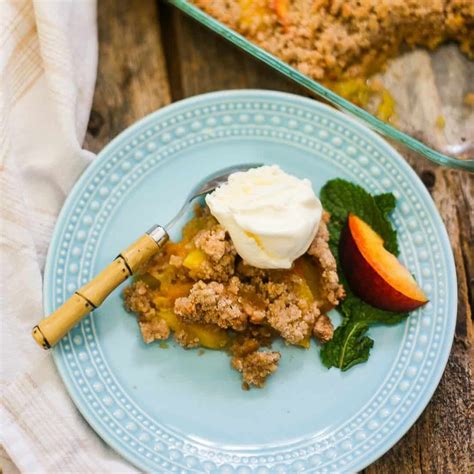 Best Homemade Peach Crumble Recipe Everyday Eileen