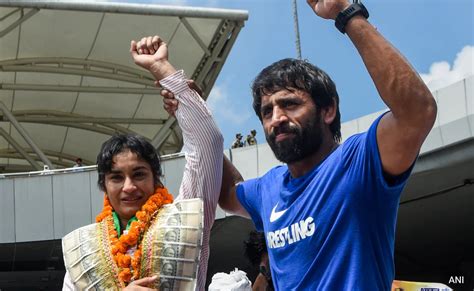 Haryana BJP Chief Mohan Lal Badoli Reacts As Vinesh Phogat Bajrang