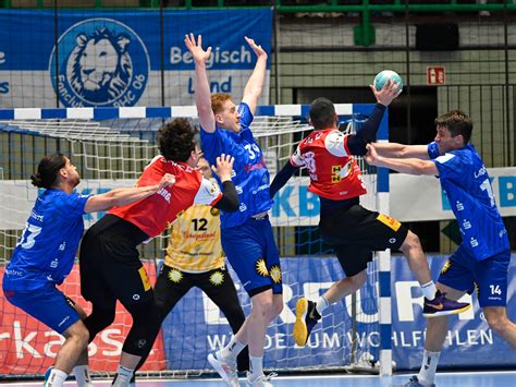 Handball Bundesliga Bergischer Hc Unterliegt Dem Thsv Eisenach In