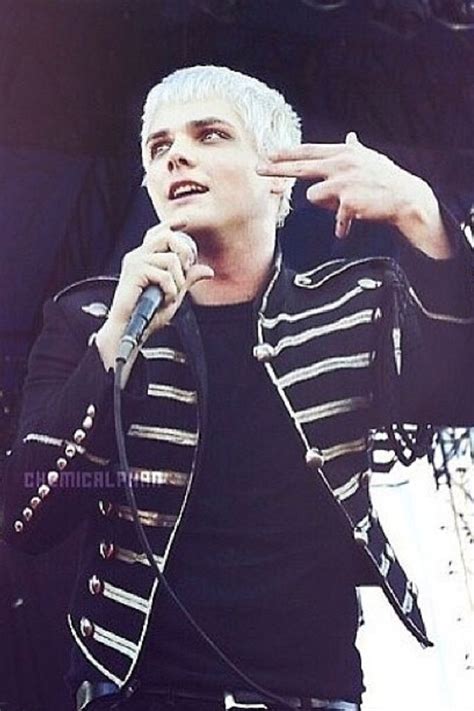 Gerard Way Black Parade