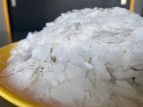 Magnesium Chloride Hexahydrate Flakes Grade Chemical Grade Purity