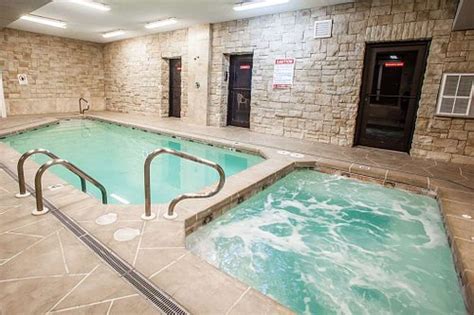 ECONO LODGE TRUMAN INN - Updated 2023 Prices & Hotel Reviews (Sedalia, MO)