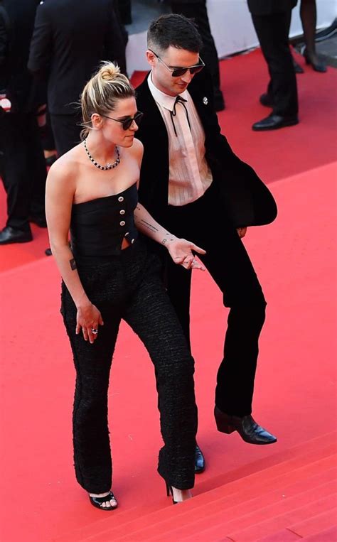 Pin By Kristi Hampshire On Kristen Cannes Crimes Of The Future