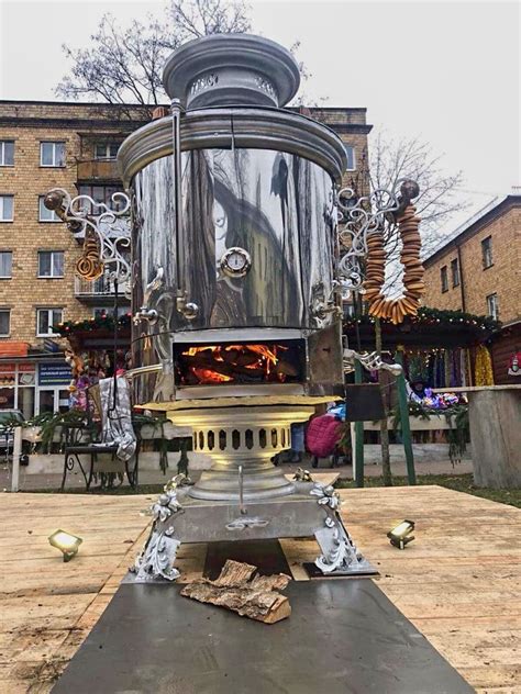 Самый большой в Беларуси самовар установили в Бресте