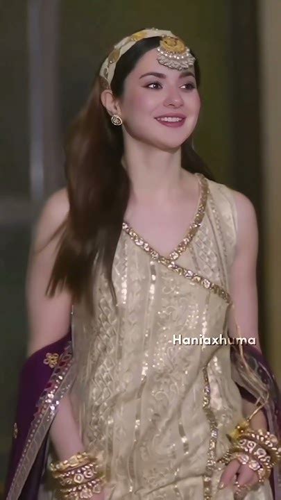 Hania Amir Dance In Wedding Ft Hania Amir Viral Video Video