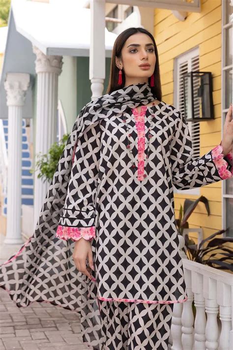 Latest Same Printed Shalwar Kameez Suit Designs