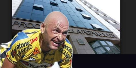 La Voce Delle Voci Pantani Quel Giro Taroccato Di Ventanni Fa