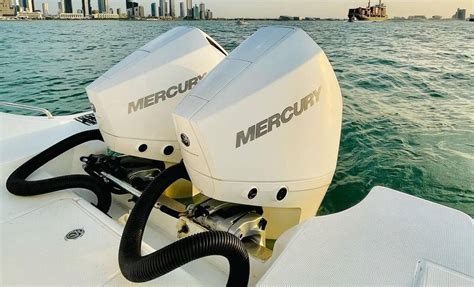 Best Outboard Motor Brands - Better Sailing