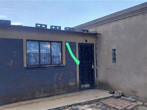 2 Bed House For Sale In Tsakane T4612291 Private Property