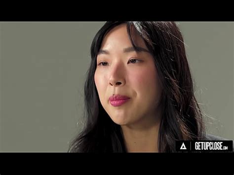 Up Close How Women Orgasm With Horny Brunette Elle Lee Solo Female Masturbation Full Scene