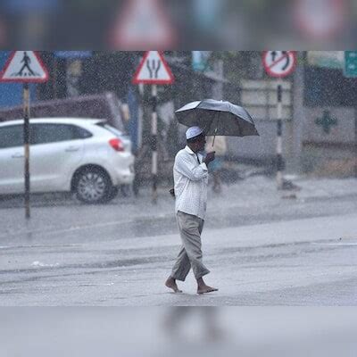 IMD Weather Today Light Rain Expected In Delhi Heatwave Alert In 5