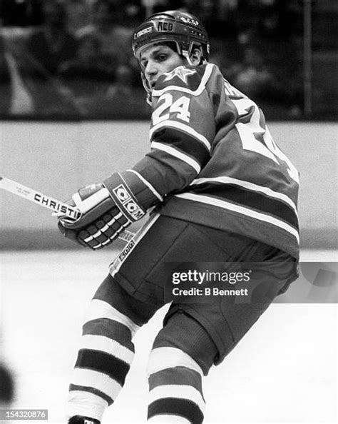 Sergei Makarov Ice Hockey Photos and Premium High Res Pictures - Getty ...