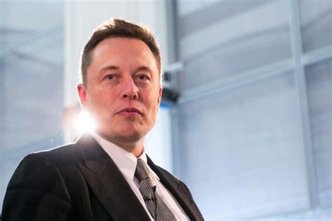 Elon Musk Met En Garde Contre Une Machine Mort Install E En