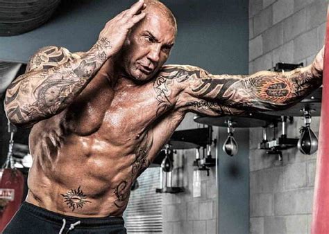 Dave Bautista Sparks Wwe Return Rumors After Picture Of Him Training