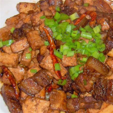 Little Bellevue Kitchen: Stir Fried Tofu with Pork Belly