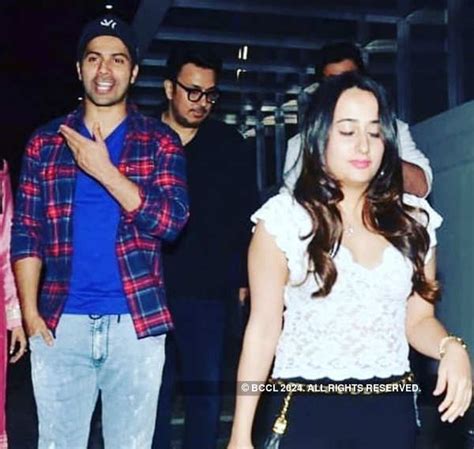 Pictures Of Varun Dhawan And Natasha Dalal S Wedding Go Viral The Etimes Photogallery Page 31