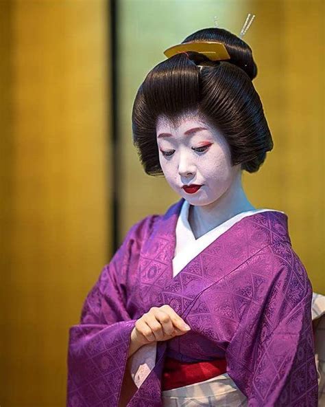 Geiko And Maiko Of Gion Kobu On Tumblr