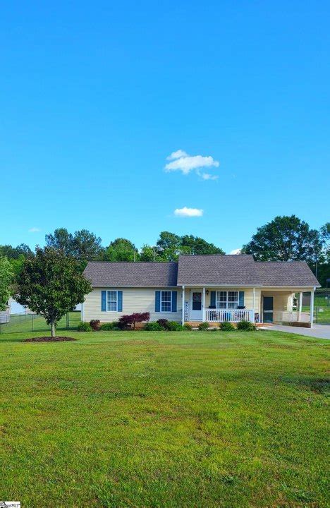 Campobello, SC Real Estate - Campobello Homes for Sale | realtor.com®