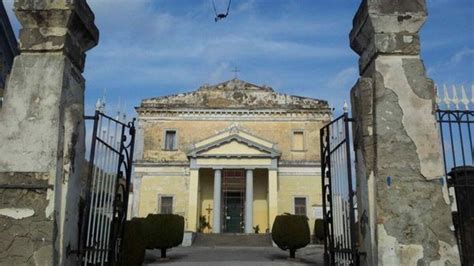 POZZUOLI Allerta Meteo Temporali Il Sindaco Chiude Cimitero E Parchi