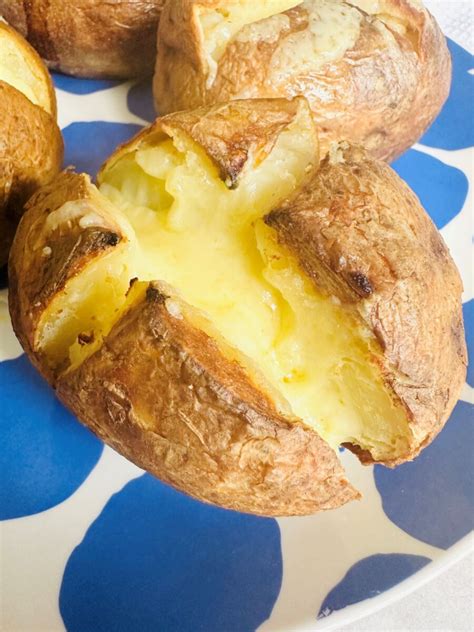 Frozen Jacket Potato In An Air Fryer Liana S Kitchen