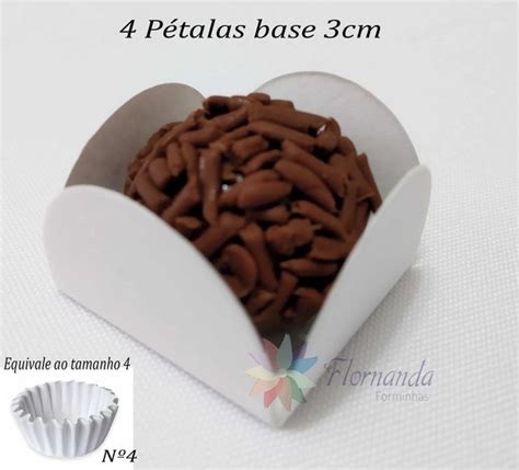 100 Forminhas 4 Pétalas Base 3cm Branca Papel 180G Elo7