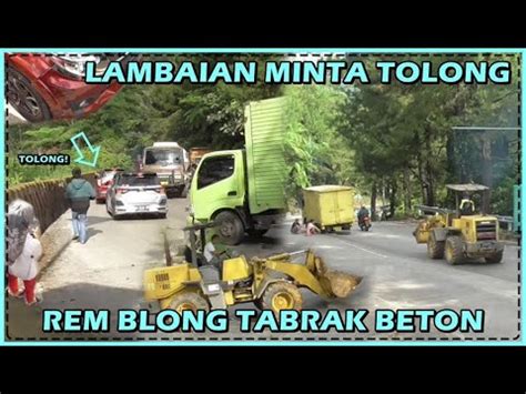 Lambaian Tangan Minta Tolong Rush Rem Blong Tabrak Beton Pembatas