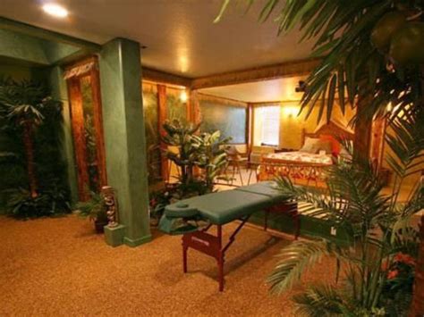 Destinations Inn Theme Rooms, Idaho Falls (ID) - Booking Deals, Photos ...