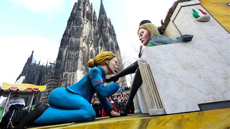 Bildergalerie Jecke Freude Beim Rosenmontagsumzug In K Ln