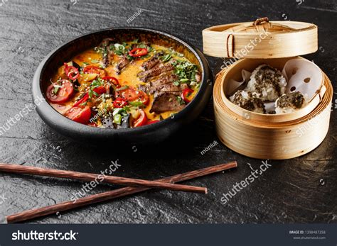 Kaeng Pled Ped Yang Roasted Duck Stock Photo 1398487358 Shutterstock