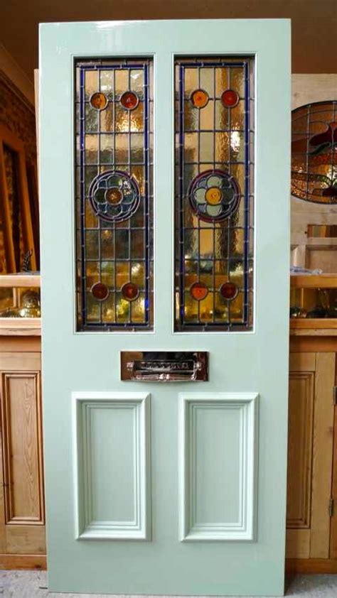 I Actually Love This Door Victorian Front Doors Stained Glass Door