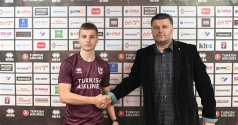 FK Sarajevo Potpisao Profesionalne Ugovore Sa Sedam Mladih Fudbalera