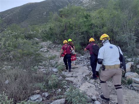 Rescatan a tres en el Cerro del Topo Tílde