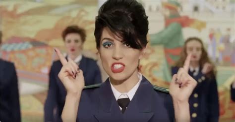 Neues Protestvideo Pussy Riot Stellt Russischen Generalstaatsanwalt An Den Pranger Boulevard