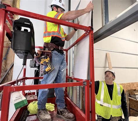 Neighborhood Family Practice expanding into former CVS on Lorain Avenue