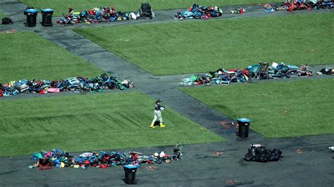 Las Vegas Shooting: At a Loss on Motive, F.B.I. Turns to Billboards for