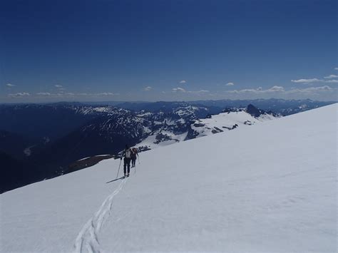 Little Tahoma Skiing – Country Highpoints